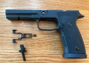 P320 FULL SXG 9MM/40/.357 GRIP MODULE - BLACK P320 FULL SXG 9MM/40/.357 GRIP MODULE - BLACK